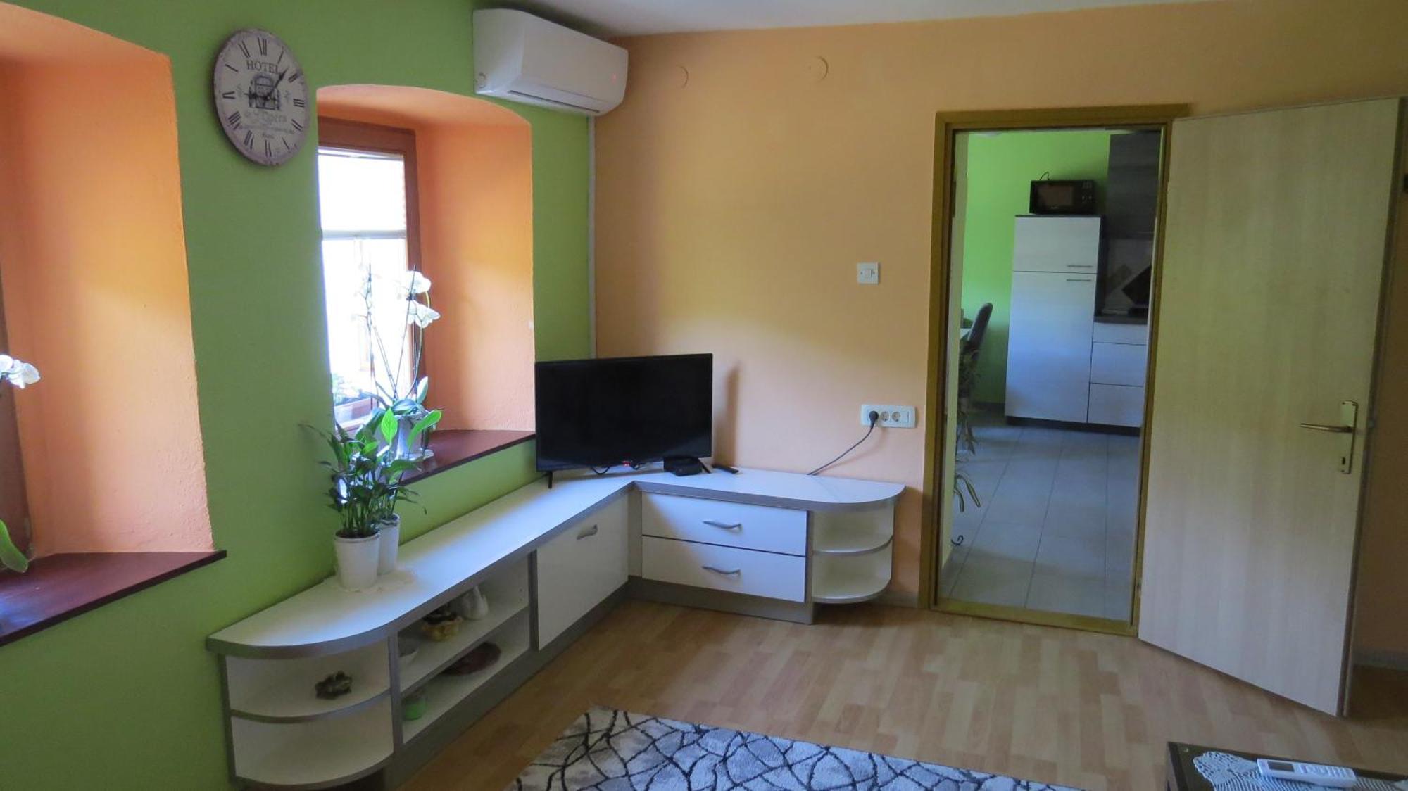 Apartmaji Nena Rocinj Exterior photo