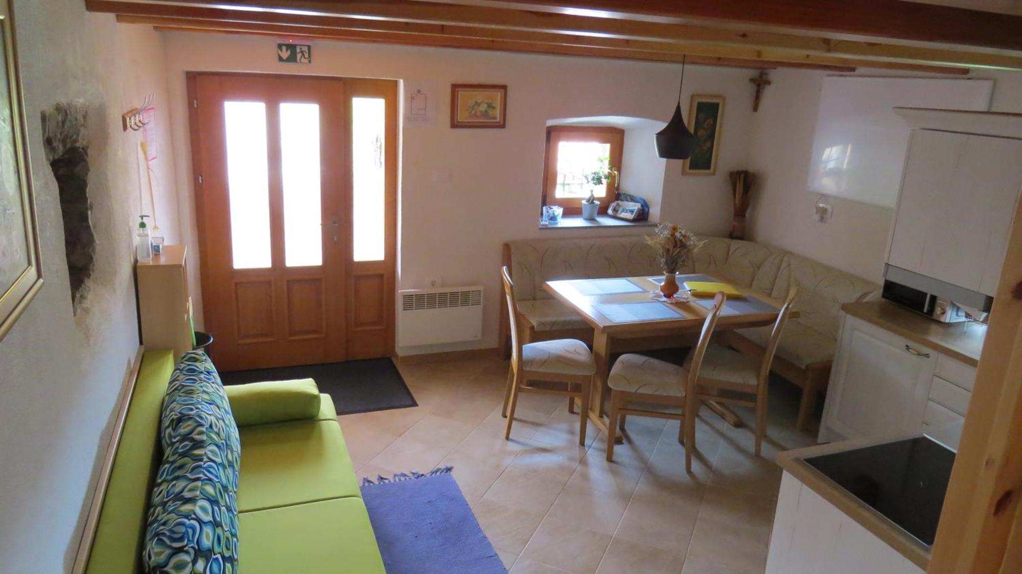 Apartmaji Nena Rocinj Exterior photo