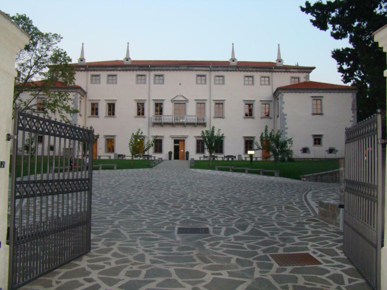 Apartmaji Nena Rocinj Exterior photo